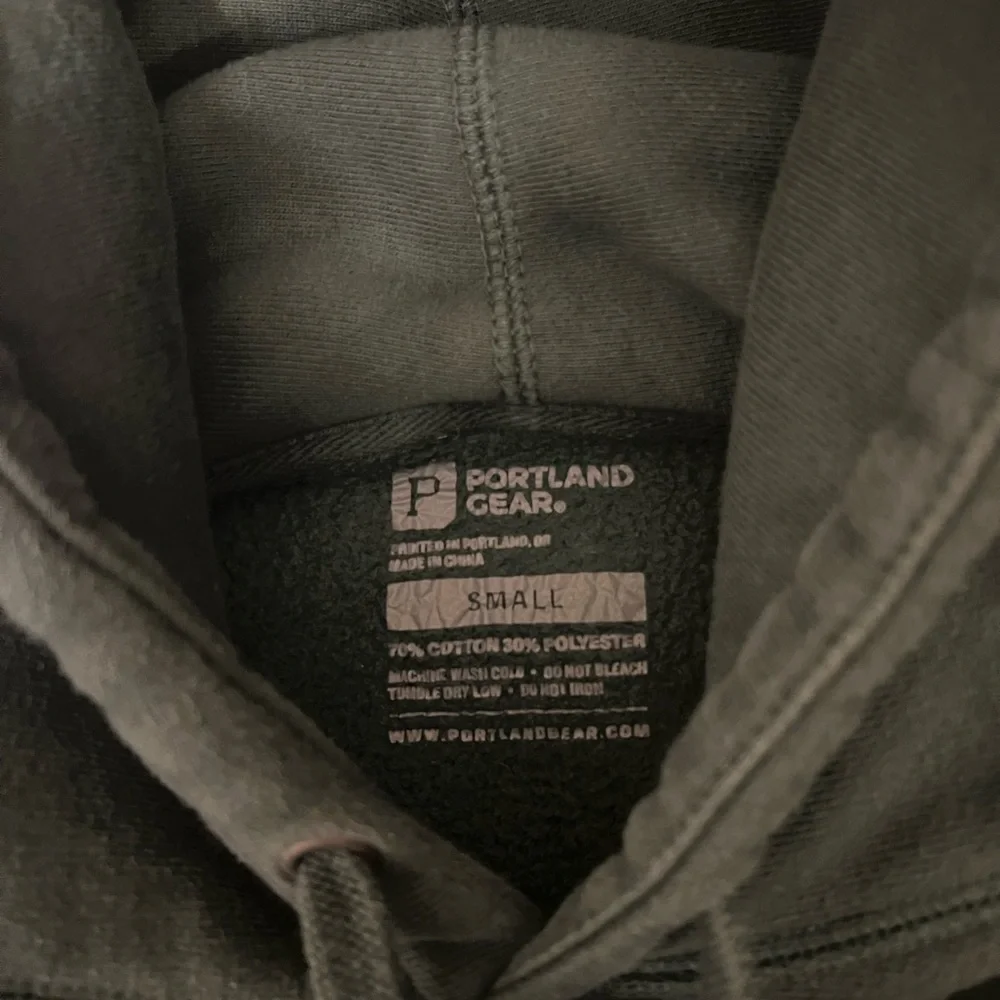 Portland Gear Heavy Knit Centerpiece Hoodie - Picture 4 of 4